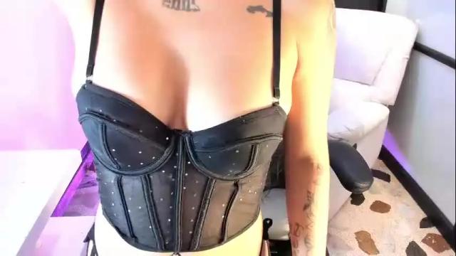 Image 2 of emysilver Stream on Chaturbate on 2 days ago