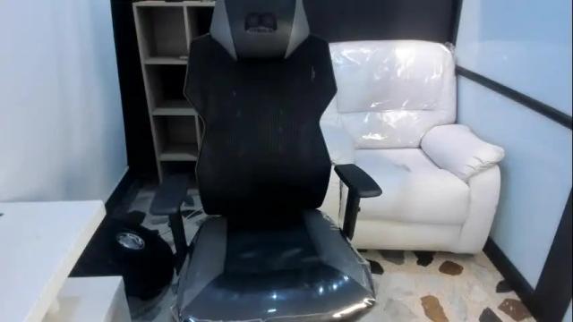 Thumbnail 2, emysilver's Stream at Chaturbate, 18 days ago
