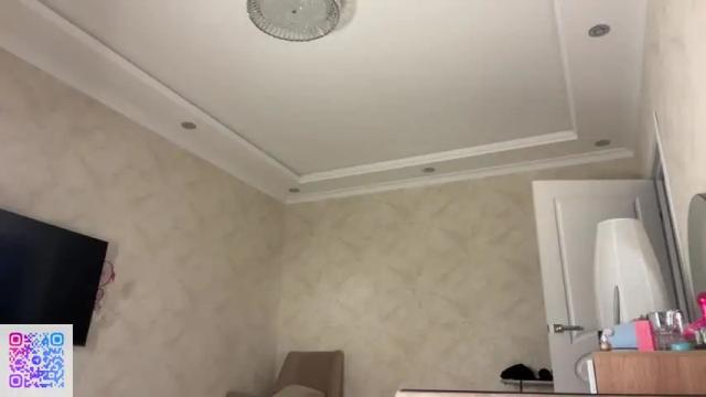 Image 8 of endlessmia Stream on Chaturbate on 3 months ago