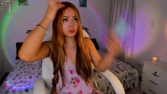 Image 2 of engel_brunet Stream on Chaturbate on 13 months ago