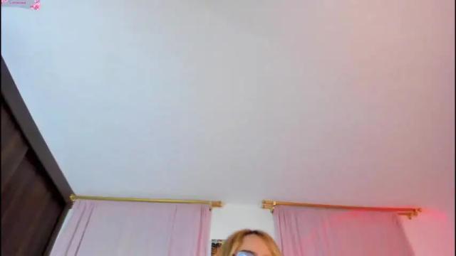Image 11 of engel_brunet Stream on Chaturbate on 1 month ago