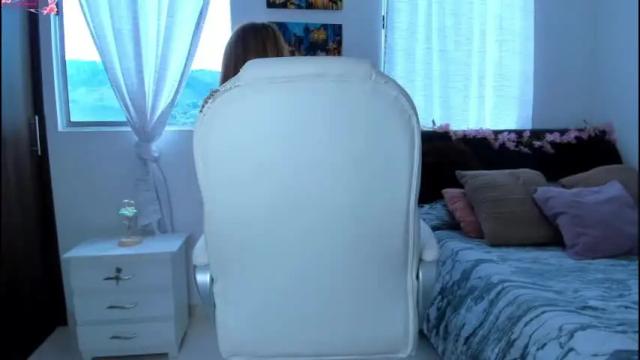 Image 4 of engel_brunet Stream on Chaturbate on 27 days ago