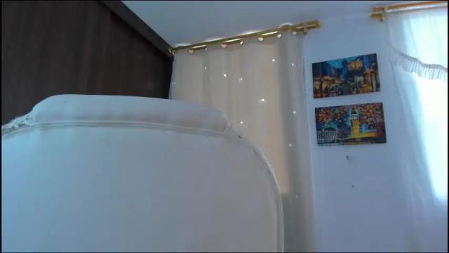 Image 4 of engel_brunet Stream on Chaturbate on 2 months ago