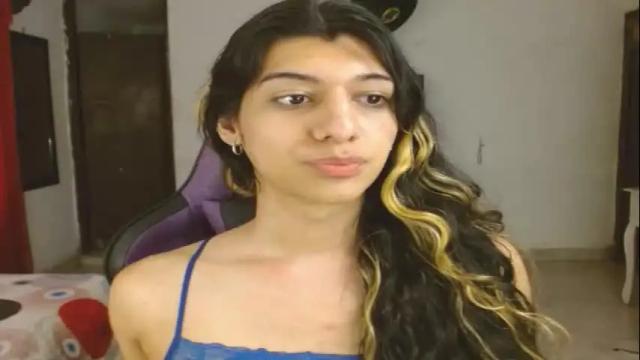 Image 2 of engiel_phoenix Stream on Chaturbate on 1 month ago