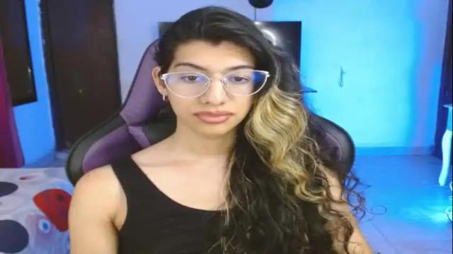 Image 3 of engiel_phoenix Stream on Chaturbate on 1 month ago