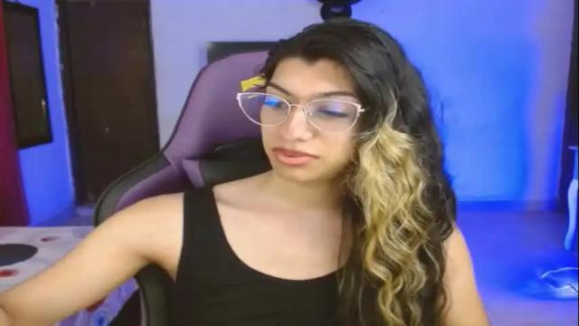 Image 3 of engiel_phoenix Stream on Chaturbate on 1 month ago