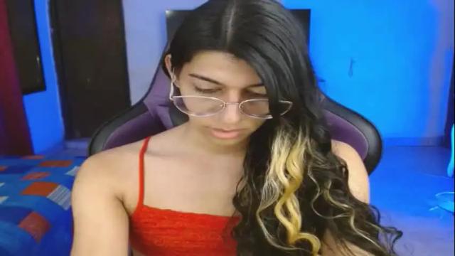 Image 3 of engiel_phoenix Stream on Chaturbate on 16 days ago