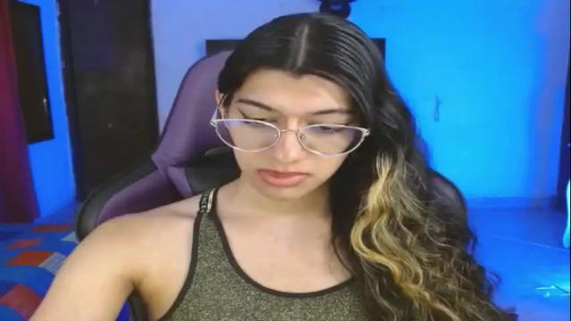 Image 2 of engiel_phoenix Stream on Chaturbate on 13 days ago