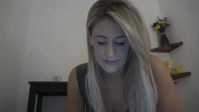 Image 3 of english_rose__ Stream on Chaturbate on 22 days ago