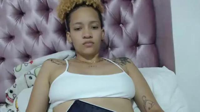 Image 3 of enjei_ Stream on Chaturbate on 22 months ago