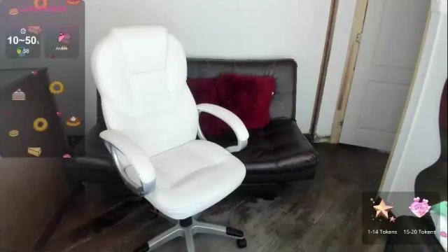 Image 10 of enma_clark Stream on Chaturbate on 22 days ago