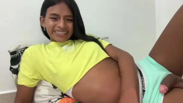 Image 12 of enyelin Stream on Chaturbate on 15 months ago