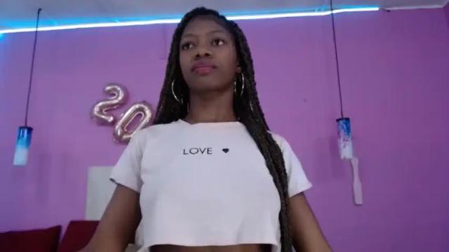 Image 3 of enyelsalas Stream on Chaturbate on 15 months ago