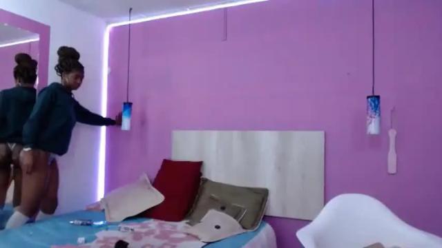Image 8 of enyelsalas Stream on Chaturbate on 14 months ago