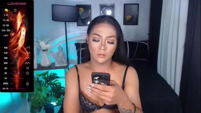 Image 3 of epetomiofsex Stream on Chaturbate on 16 months ago
