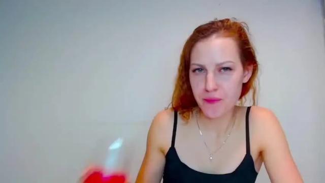 Thumbnail 3, erdbeeren_mit_sahne's Stream at Chaturbate, 14 months ago