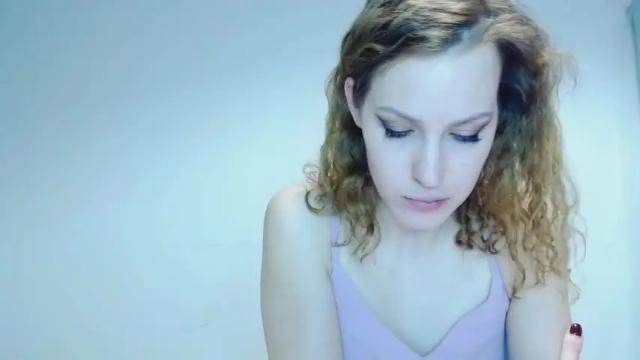 Thumbnail 1, erdbeeren_mit_sahne's Stream at Chaturbate, 14 months ago