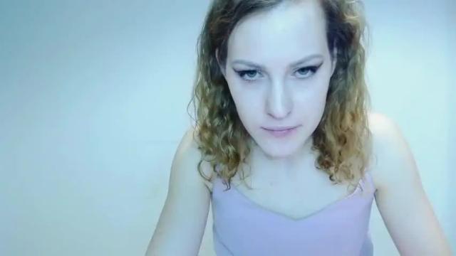 Image 7 of erdbeeren_mit_sahne Stream on Chaturbate on 16 months ago