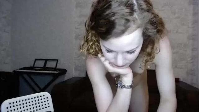 Image 6 of erdbeeren_mit_sahne Stream on Chaturbate on 6 days ago