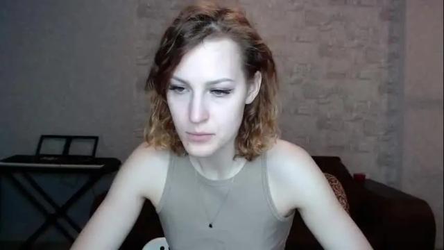Image 4 of erdbeeren_mit_sahne Stream on Chaturbate on 1 month ago