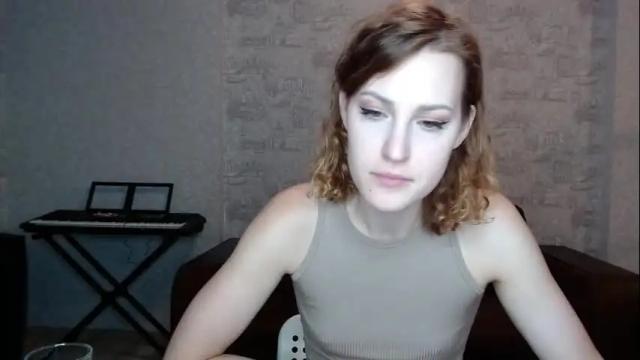Image 12 of erdbeeren_mit_sahne Stream on Chaturbate on 25 days ago