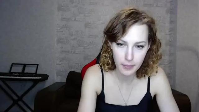 Image 3 of erdbeeren_mit_sahne Stream on Chaturbate on 16 days ago