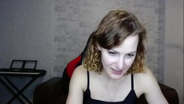 Image 7 of erdbeeren_mit_sahne Stream on Chaturbate on 16 days ago