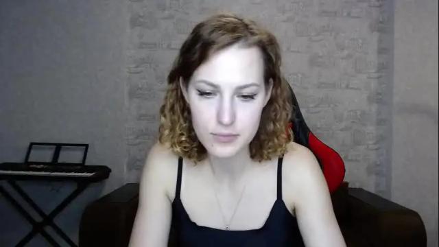 Image 8 of erdbeeren_mit_sahne Stream on Chaturbate on 16 days ago