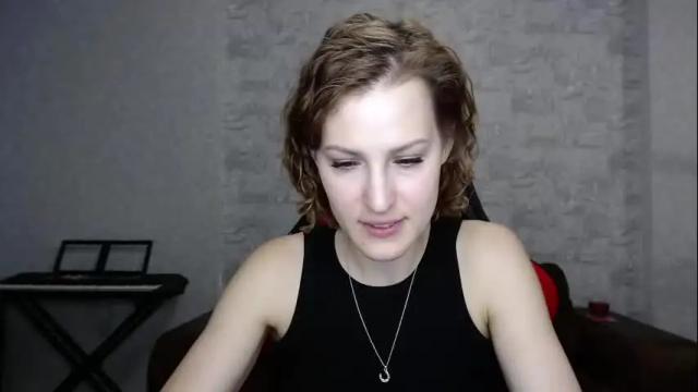 Image 12 of erdbeeren_mit_sahne Stream on Chaturbate on 14 days ago