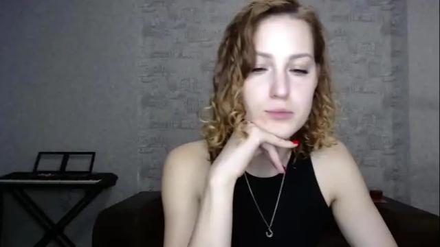 Image 4 of erdbeeren_mit_sahne Stream on Chaturbate on 14 days ago