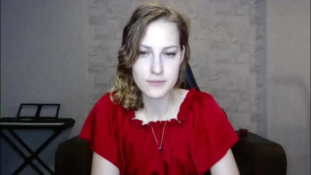 Image 2 of erdbeeren_mit_sahne Stream on Chaturbate on 3 months ago