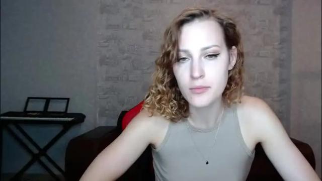 Image 2 of erdbeeren_mit_sahne Stream on Chaturbate on 2 months ago