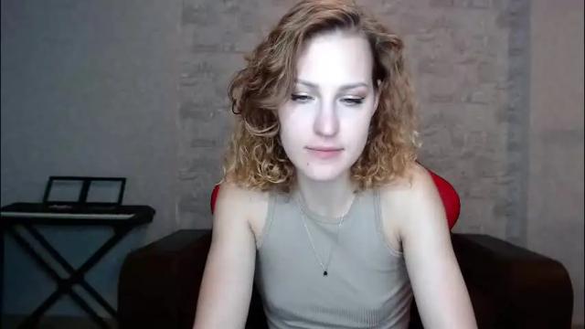 Image 7 of erdbeeren_mit_sahne Stream on Chaturbate on 2 months ago