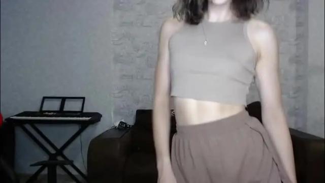 Thumbnail 1, erdbeeren_mit_sahne's Stream at Chaturbate, 2 months ago