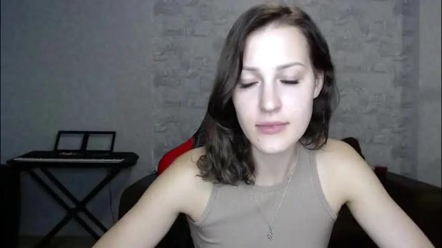 Image 3 of erdbeeren_mit_sahne Stream on Chaturbate on 2 months ago