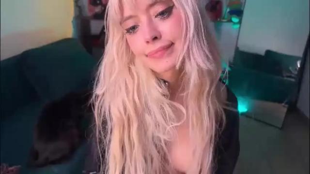 Image 12 of erectioneeering Stream on Chaturbate on 3 months ago