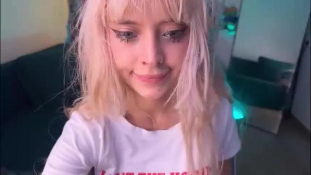 Image 2 of erectioneeering Stream on Chaturbate on 3 months ago