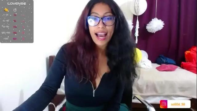 Image 11 of eren_mikasa Stream on Chaturbate on 20 months ago