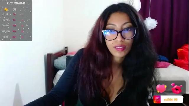 Image 6 of eren_mikasa Stream on Chaturbate on 20 months ago