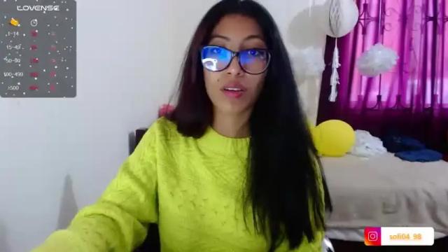 Image 3 of eren_mikasa Stream on Chaturbate on 19 months ago