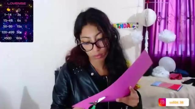 Thumbnail 1, eren_mikasa's Stream at Chaturbate, 19 months ago