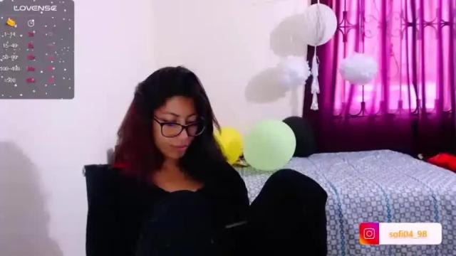 Image 11 of eren_mikasa Stream on Chaturbate on 18 months ago