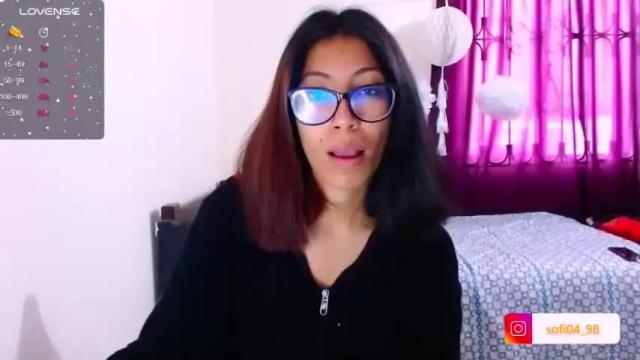 Image 7 of eren_mikasa Stream on Chaturbate on 18 months ago