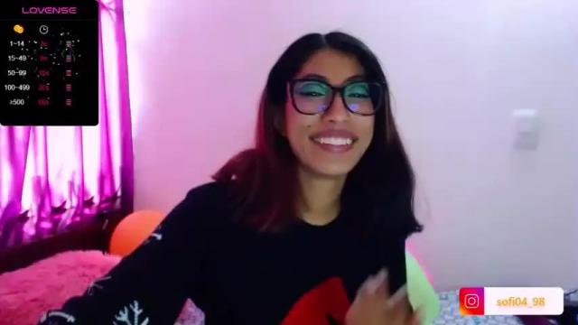 Image 8 of eren_mikasa Stream on Chaturbate on 17 months ago