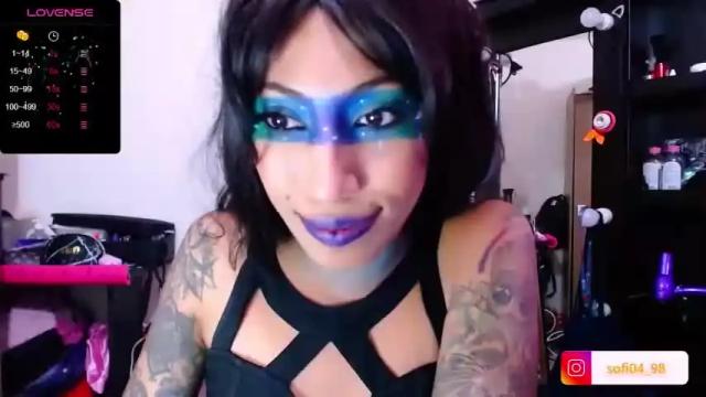 Image 7 of eren_mikasa Stream on Chaturbate on 16 months ago