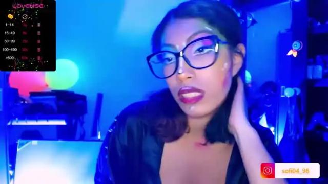 Image 10 of eren_mikasa Stream on Chaturbate on 16 months ago