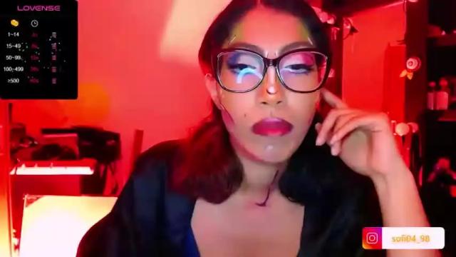 Image 12 of eren_mikasa Stream on Chaturbate on 16 months ago