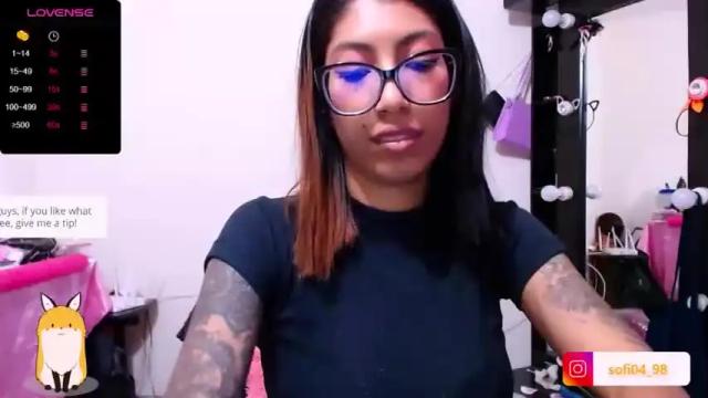 Image 10 of eren_mikasa Stream on Chaturbate on 16 months ago