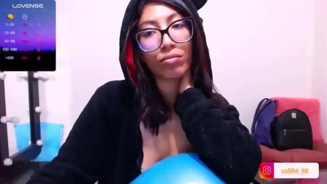 Thumbnail 1, eren_mikasa's Stream at Chaturbate, 13 months ago