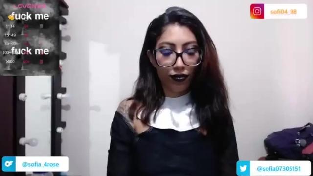 Image 2 of eren_mikasa Stream on Chaturbate on 13 months ago